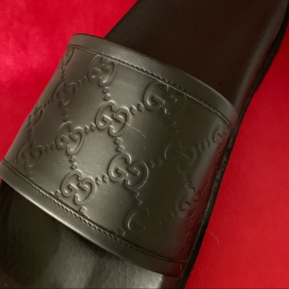 Gucci Other - GUCCI 🐝 Black Leather GG Slide-ons 🐍